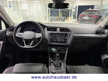 Car image 38