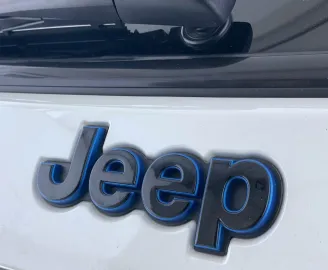 Car image 35