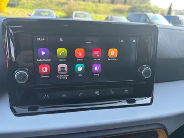 Car image 21