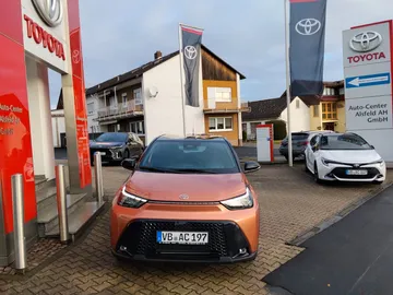 Car image 2