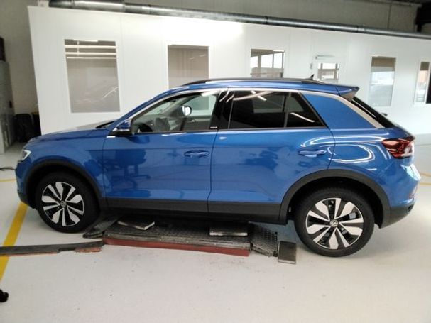 Volkswagen T-Roc 1.5 TSI 110 kW image number 2