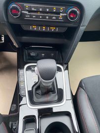 Car image 36