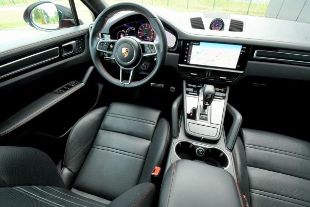 Porsche Cayenne GTS Coupé 338 kW image number 22