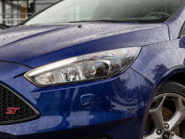 Ford Focus ST 184 kW image number 4