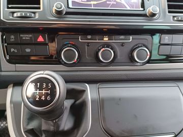 Car image 39