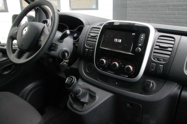 Renault Trafic DCi 70 kW image number 3