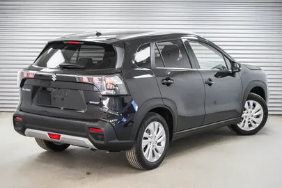 Car image 3