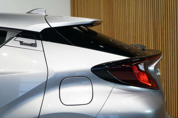 Toyota C-HR 2.0 Hybrid Style 135 kW image number 10