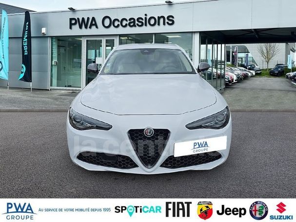 Alfa Romeo Giulia 2.2 AT8 132 kW image number 3