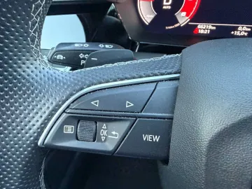 Car image 36