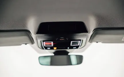 Car image 31