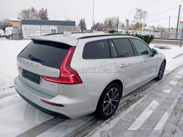 Volvo V60 D3 Momentum 110 kW image number 8