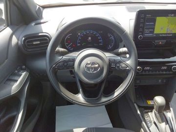 Car image 15