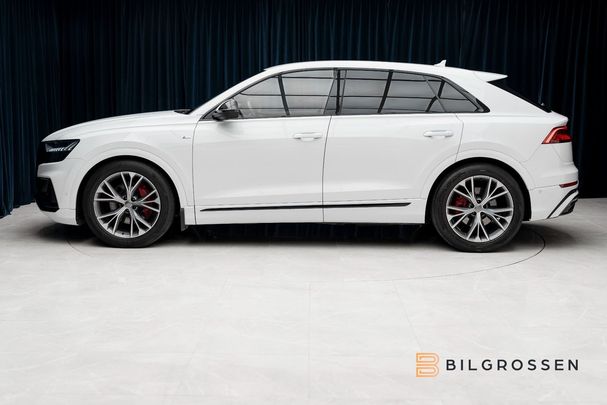 Audi Q8 55 TFSI quattro S-line 250 kW image number 9