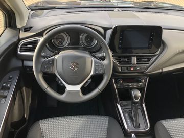 Car image 11