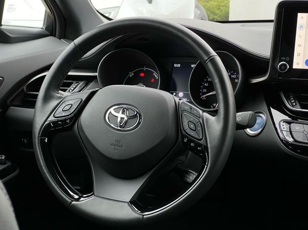 Toyota C-HR 2.0 135 kW image number 17