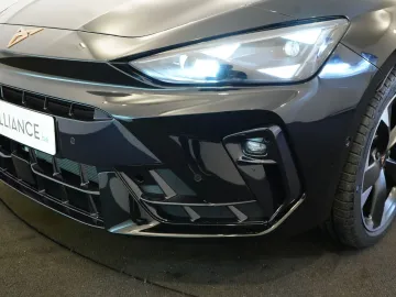 Car image 43