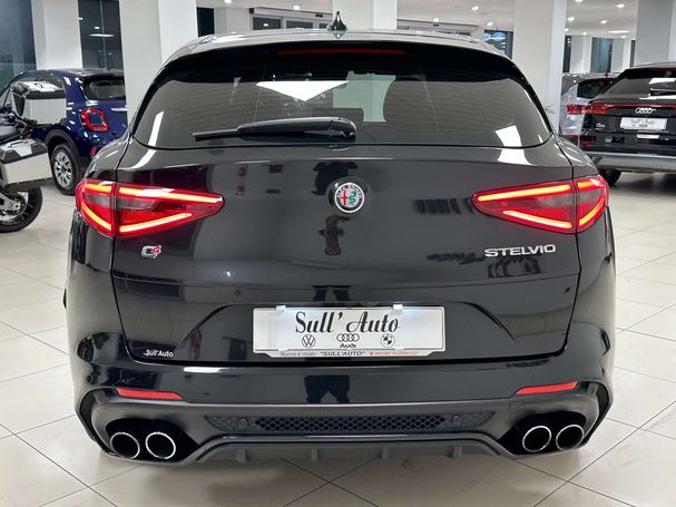 Alfa Romeo Stelvio V6 2.9 Quadrifoglio 375 kW image number 17