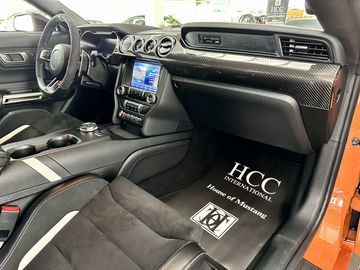 Car image 25