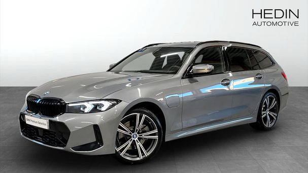 BMW 330e xDrive M Sport 216 kW image number 1