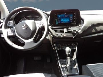 Car image 11