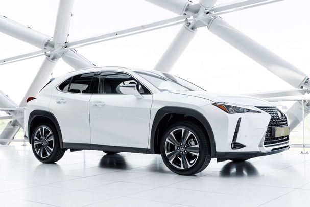 Lexus UX 250h 135 kW image number 24