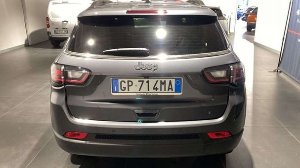 Jeep Compass Limited 96 kW image number 4