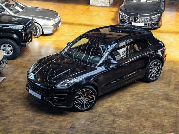 Porsche Macan Turbo 324 kW image number 2