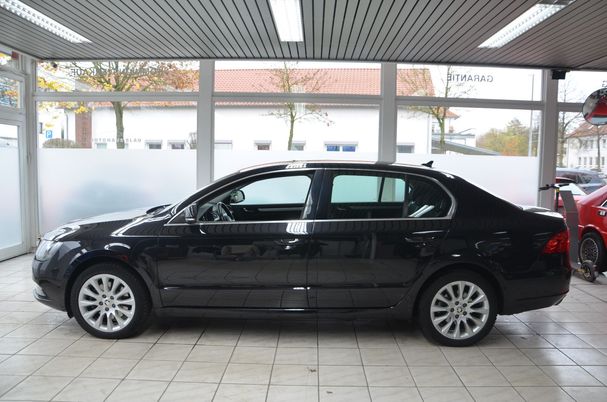 Skoda Superb 2.0 TDI DSG Exclusive 103 kW image number 8