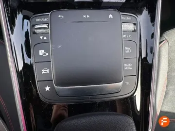 Car image 24