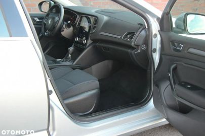 Car image 31