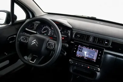 Car image 29