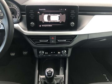 Car image 13