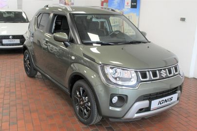 Car image 4