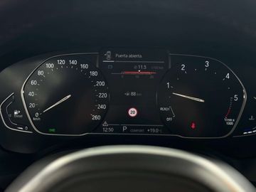 Car image 37