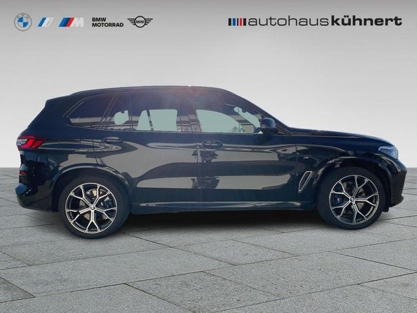 BMW X5 M50i xDrive 390 kW image number 2