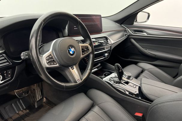 BMW 520d Touring xDrive 140 kW image number 11