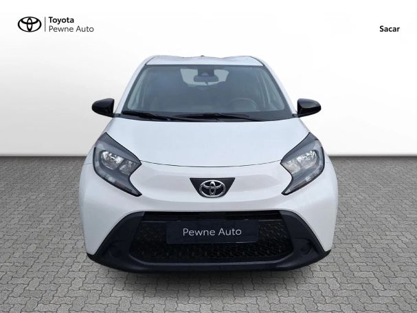 Toyota Aygo X 53 kW image number 8