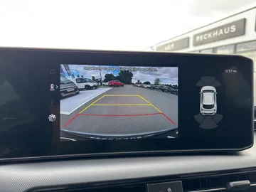 Car image 23
