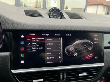 Car image 40