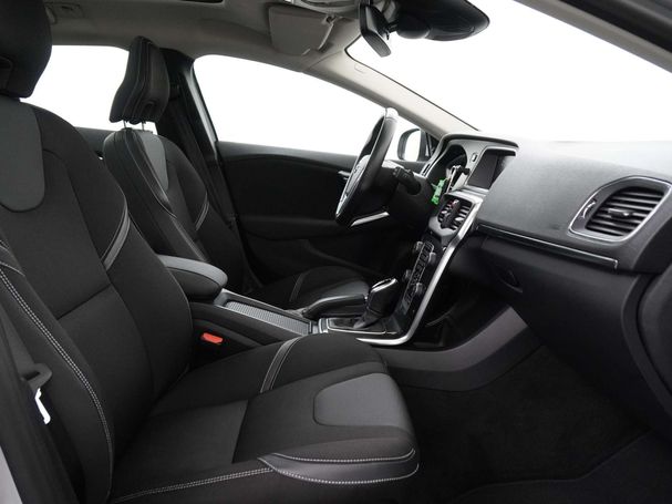 Volvo V40 T2 90 kW image number 3