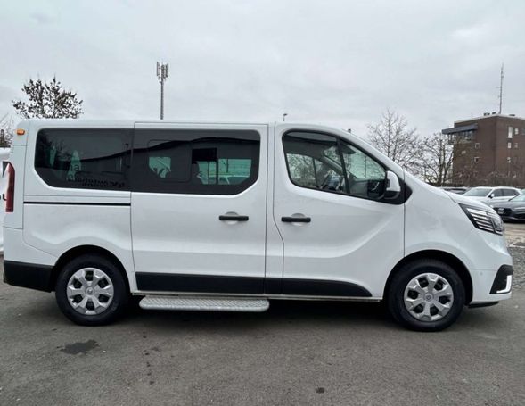 Renault Trafic Blue dCi 110 Life 81 kW image number 10