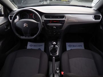 Car image 12