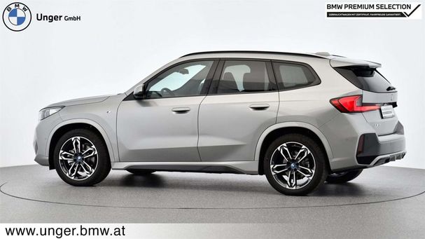 BMW iX1 xDrive30 200 kW image number 6