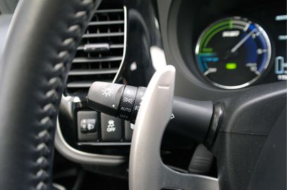 Car image 33