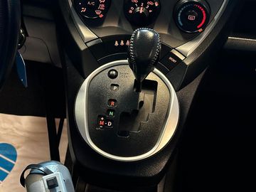 Car image 24