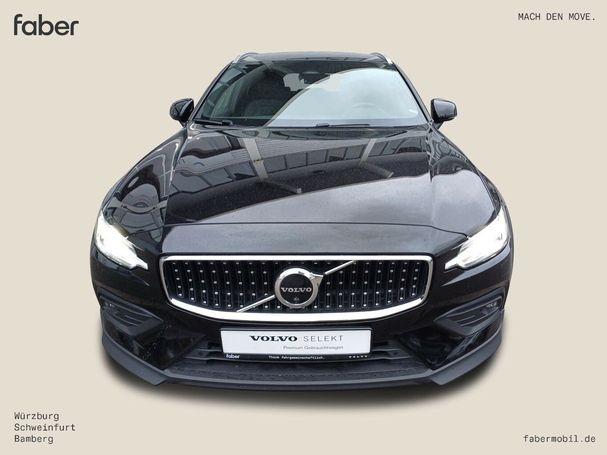 Volvo V60 Cross Country AWD B4 145 kW image number 11