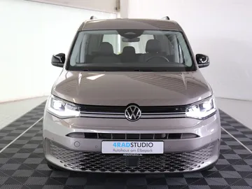 Car image 40