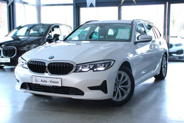 BMW 320d Touring Advantage 140 kW image number 2