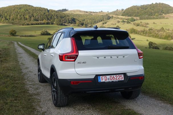 Volvo XC40 Recharge 192 kW image number 3